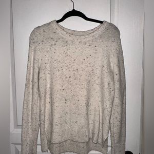 Old navy sweater